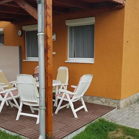 Appartamento Balaton Relax Apartmanhouse Balatonfenyves