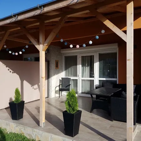Appartamento Balaton Relax Apartmanhouse *