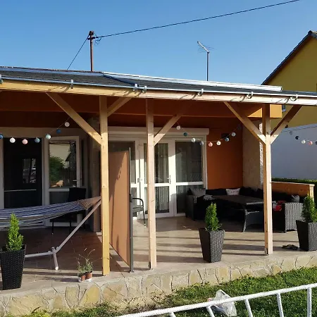 Balaton Relax Apartmanhouse Appartamento Balatonfenyves