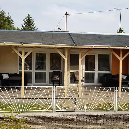 Balaton Relax Apartmanhouse Appartamento *