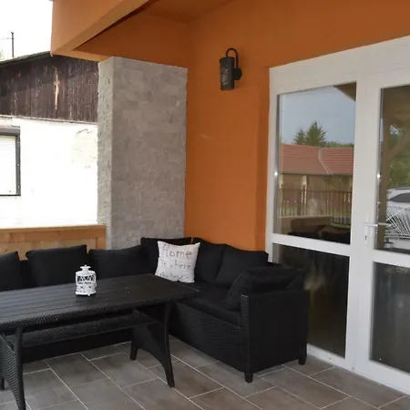 Balaton Relax Apartmanhouse Appartamento Balatonfenyves